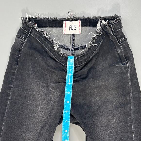 Urban Outfitters BDG Ruched Dip Waist V Flare Jeans in Washed Black - Picture 8 of 12